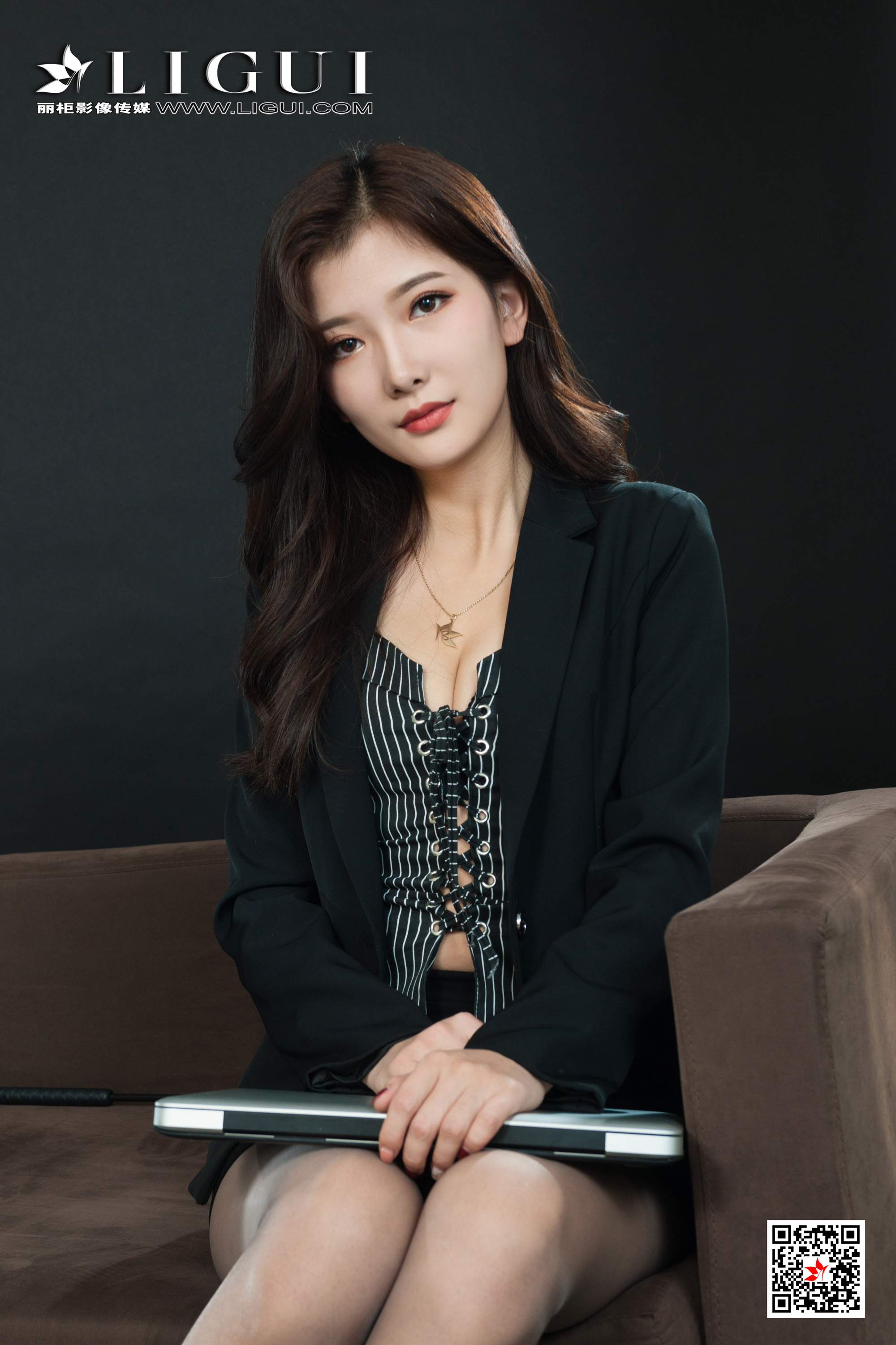 Ligui丽柜  2021.01.25 《职场新秀》可心